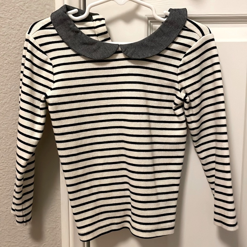 Excellent condition. Blue and white girls long sleeve shirt  size 3T SFPF